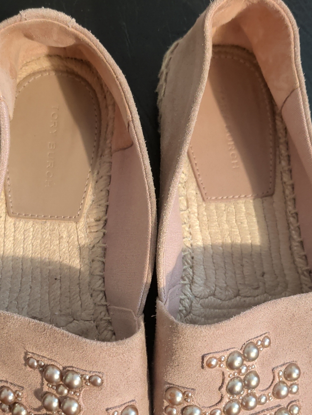 TORY BURCH blush pink suede espadrilles with pearl logo - size 8.5 - Picture 2 of 9
